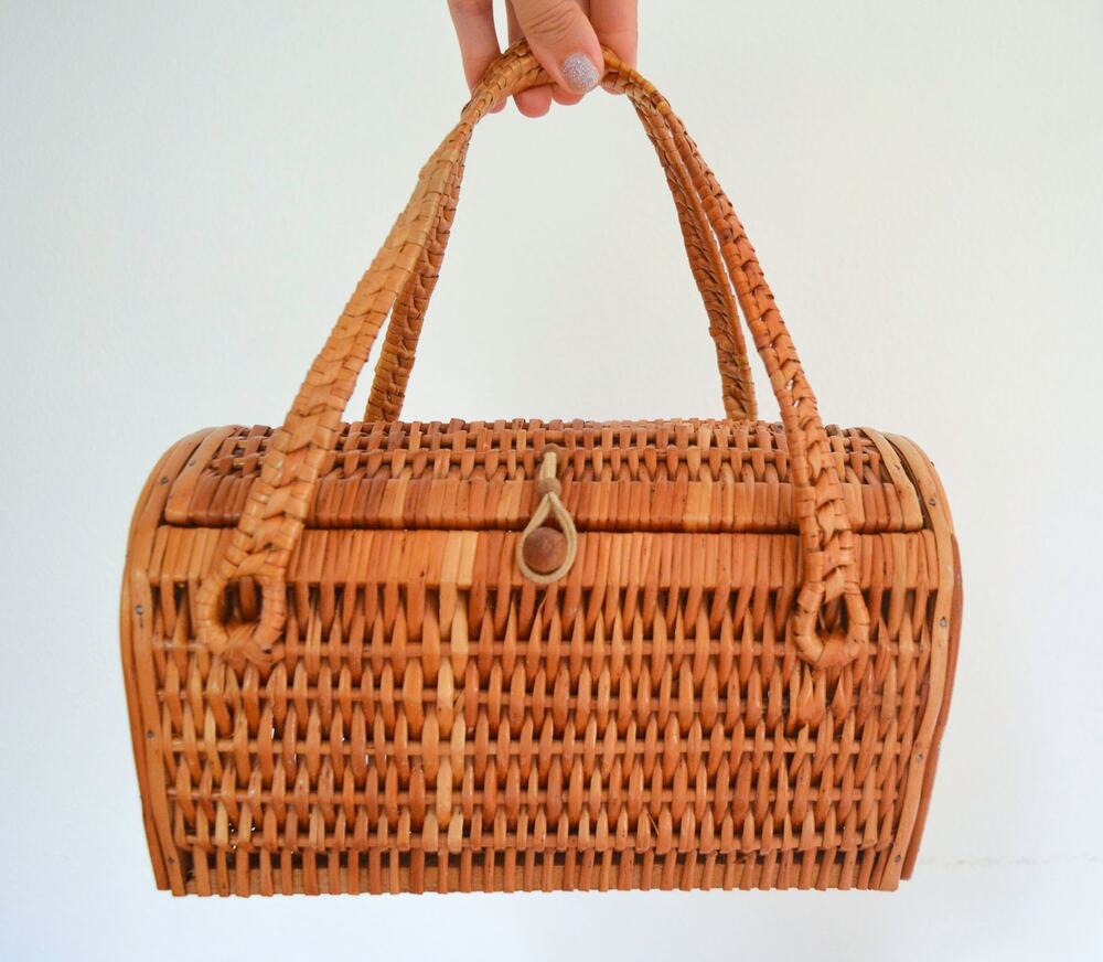 Vintage Woven Basket Purse Top Handel